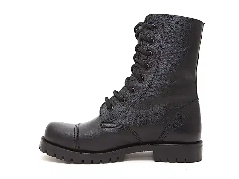 Siyah Baskılı Bağcıklı Kadın Postal Bot